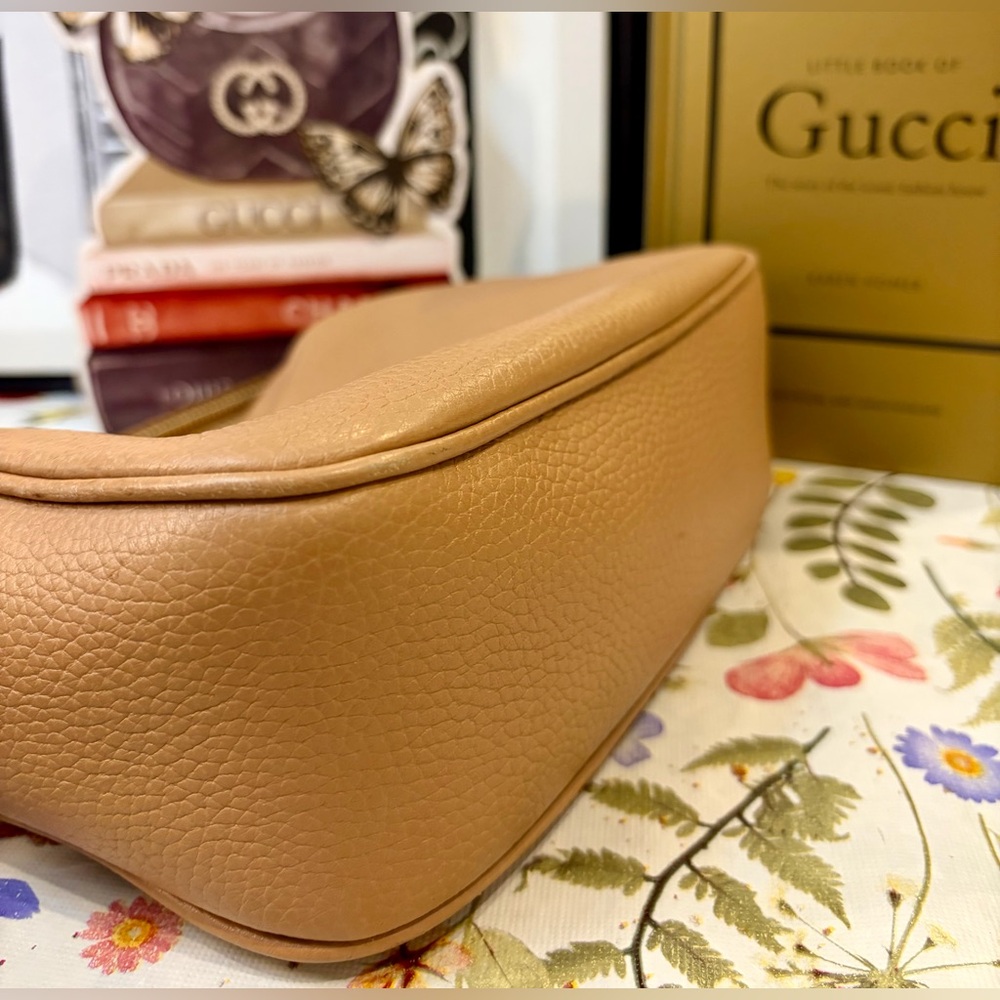 GUCCI Leather Soho Disco Crossbody w/Tassel Unisex/feminine look add Gucci scarf - Picture 16 of 16